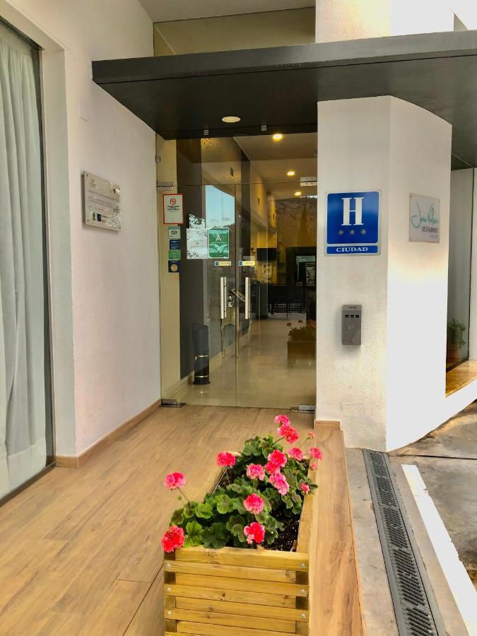 Hotel Mencia Subbetica Донья-Менсия Экстерьер фото