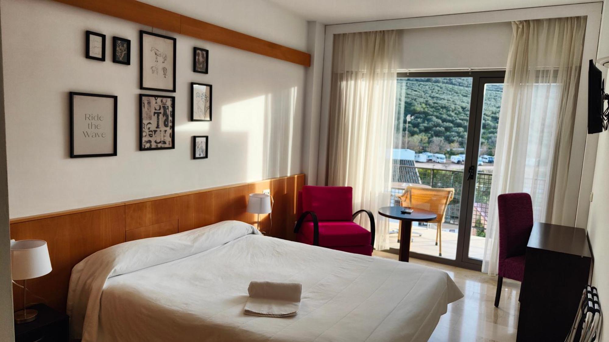 Hotel Mencia Subbetica Донья-Менсия Экстерьер фото